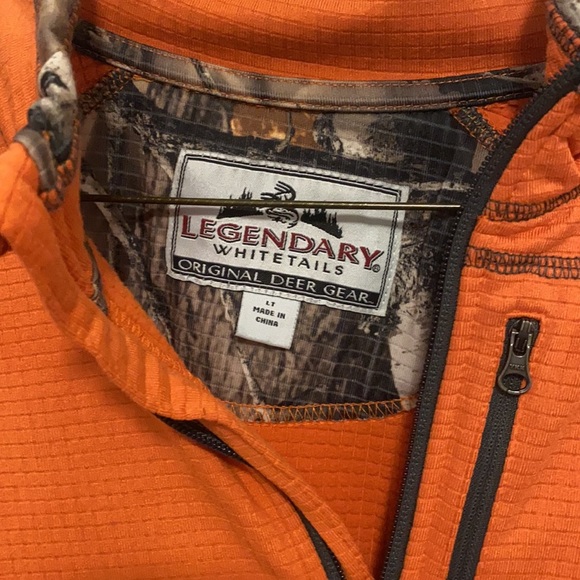 Men’s Legendary Whitetails Quarter Zip - Picture 3 of 6